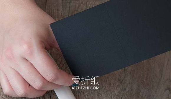 怎么做复古风黑白照片情人节礼物制作方法- www.aizhezhi.com