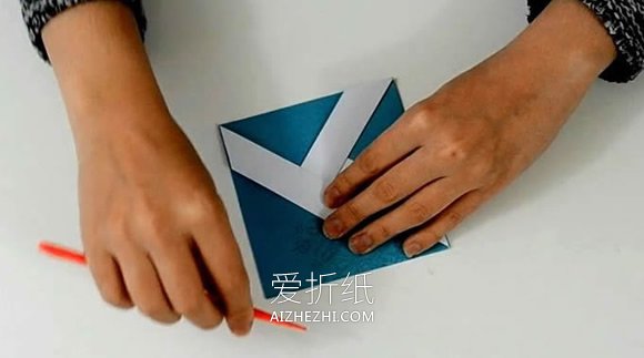 怎么做圣诞节风车折叠贺卡的制作方法图解- www.aizhezhi.com