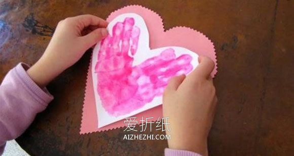 怎么做父亲节/母亲节爱心卡片的制作方法- www.aizhezhi.com