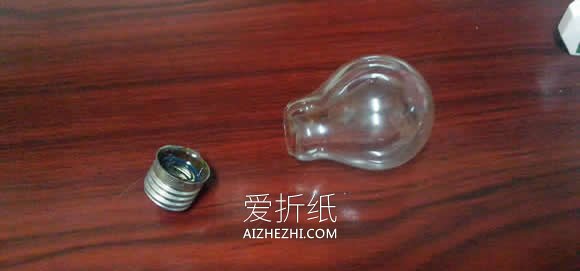 怎么用灯泡做父亲节海盗船礼物的制作方法- www.aizhezhi.com