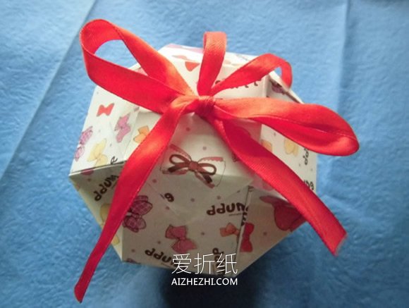 怎么折纸八面玲珑绣球礼品盒的折法详细图解- www.aizhezhi.com