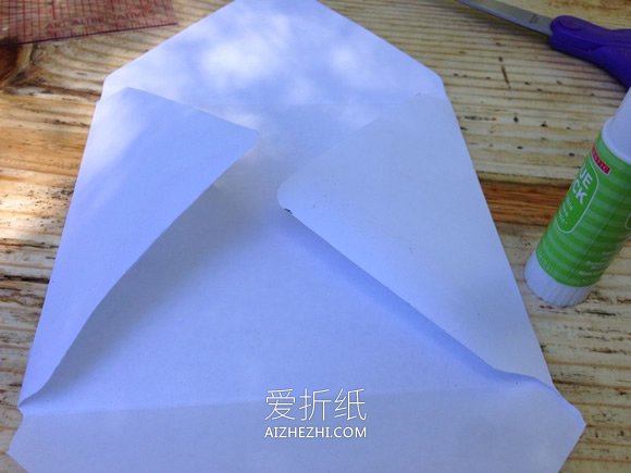 怎么简单折纸正方形信封的折法图解教程- www.aizhezhi.com