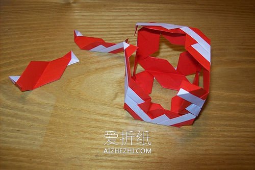 怎么折纸镂空立方体的折法图解详细步骤- www.aizhezhi.com