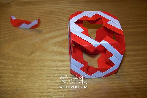 怎么折纸镂空立方体的折法图解详细步骤- www.aizhezhi.com