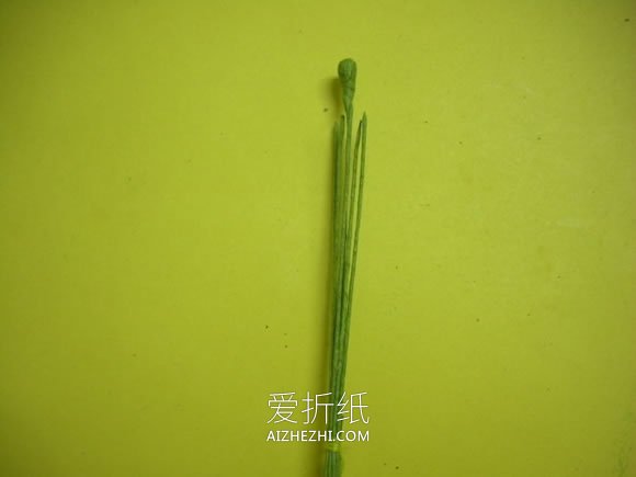 怎么做情人节/母亲节皱纹纸百合花的制作方法- www.aizhezhi.com