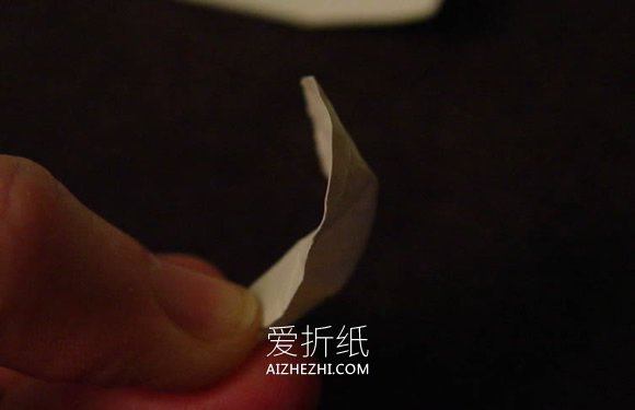 简单又逼真纸花怎么做的手工制作图解教程- www.aizhezhi.com