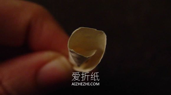 简单又逼真纸花怎么做的手工制作图解教程- www.aizhezhi.com