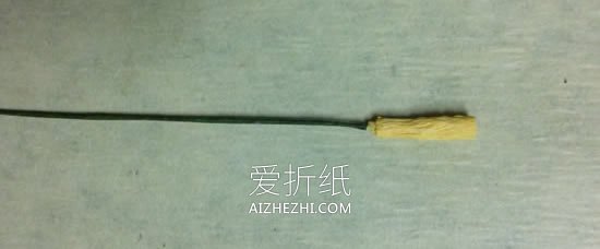 怎么用皱纹纸做三色堇花的简单手工制作教程- www.aizhezhi.com