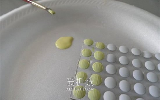 怎么用矿泉水瓶做塑料仿真花的制作方法图解- www.aizhezhi.com