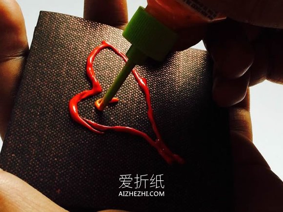 怎么做创意折叠情人节贺卡的制作方法教程- www.aizhezhi.com