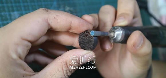 创意情人节礼物：送男友的指纹发丝手链制作- www.aizhezhi.com