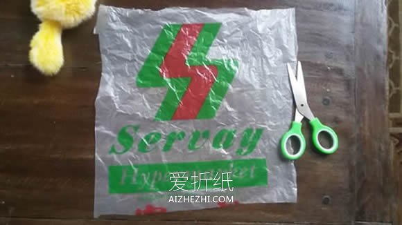 怎么简单做塑料袋风筝的手工制作方法教程- www.aizhezhi.com