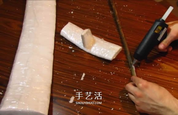 科技小制作：怎么制作能飞的马达小飞机图解- www.aizhezhi.com