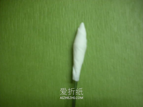 怎么用皱纹纸做虞美人花束的简单制作教程- www.aizhezhi.com