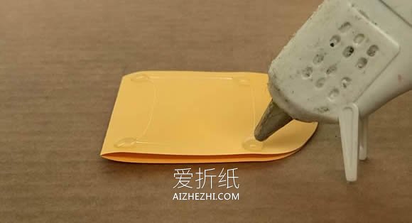 怎么做万圣节纸南瓜装饰品的制作方法教程- www.aizhezhi.com