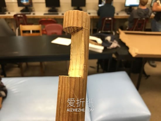 怎么做万圣节胶合板死神镰刀的制作方法- www.aizhezhi.com