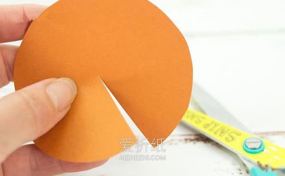 怎么用松果做小刺猬的制作方法简单又可爱- www.aizhezhi.com