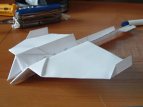 怎么折纸很酷滑翔机的折法过程图解