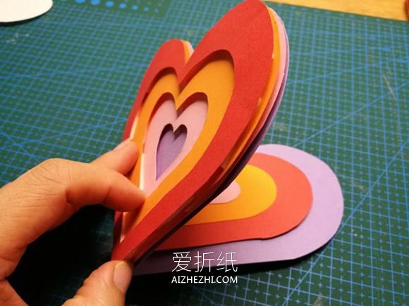 怎么做创意心形贺卡的手工制作方法图解- www.aizhezhi.com