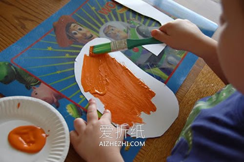 怎么做万圣节搞笑南瓜卡片的制作方法教程- www.aizhezhi.com