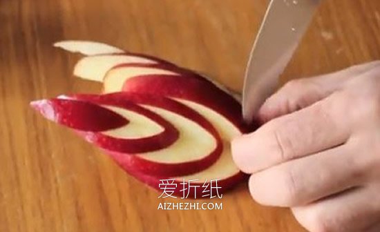 怎么切苹果做天鹅的制作方法步骤图解- www.aizhezhi.com