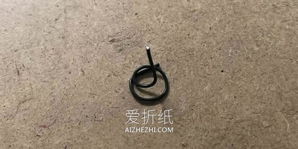 怎么做万圣节蝙蝠投影道具的制作方法- www.aizhezhi.com