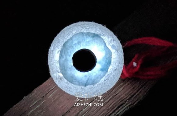 怎么做万圣节创意眼球灯饰的制作方法图解- www.aizhezhi.com