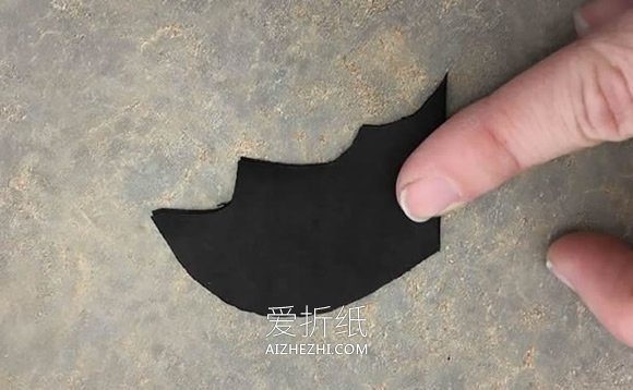 怎么做万圣节卡纸蝙蝠装饰的手工制作步骤- www.aizhezhi.com