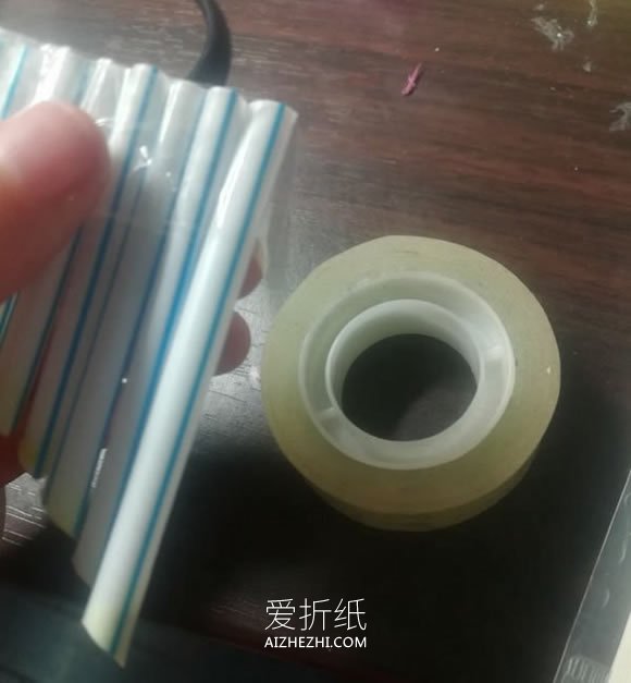 吸管手工制作口风琴的方法- www.aizhezhi.com