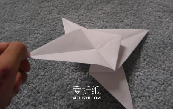 怎么折纸可以飞的战斗机的折法图解教程- www.aizhezhi.com