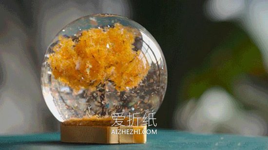 怎么做“秋天的树”水晶球的制作方法- www.aizhezhi.com