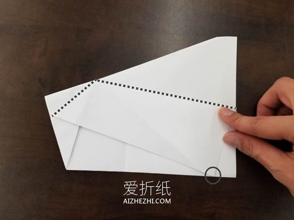 能飞回来的纸飞机折法图解- www.aizhezhi.com