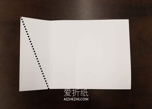 能飞回来的纸飞机折法图解- www.aizhezhi.com