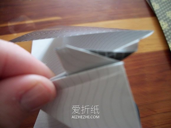 立体企鹅的折纸方法图解- www.aizhezhi.com