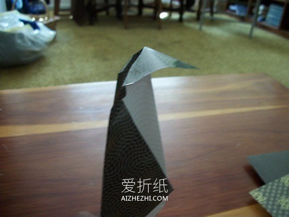 立体企鹅的折纸方法图解- www.aizhezhi.com