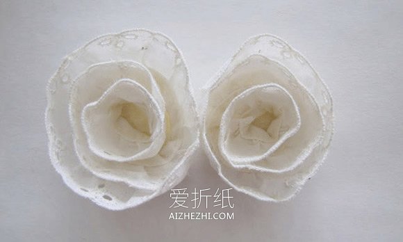 怎么用蕾丝花边做布花项链的制作方法- www.aizhezhi.com