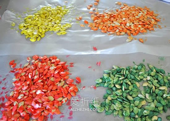 怎么用南瓜籽做玉米粘贴画的制作方法图解- www.aizhezhi.com