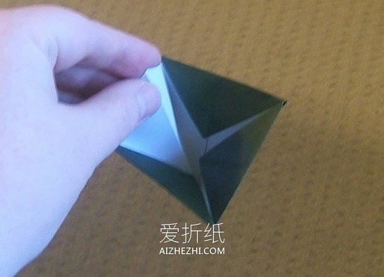 立体圣诞树的折法图解- www.aizhezhi.com