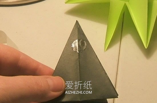 立体圣诞树的折法图解- www.aizhezhi.com