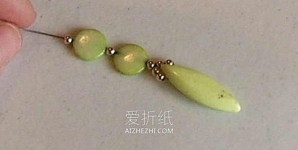 新年纸灯笼的折法图解- www.aizhezhi.com