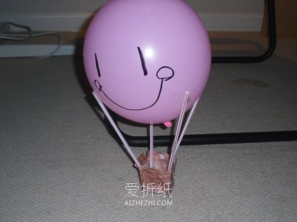 儿童手工制作热气球玩具的方法- www.aizhezhi.com