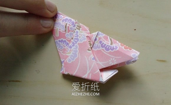 怎么折纸复杂蝴蝶的图解教程- www.aizhezhi.com