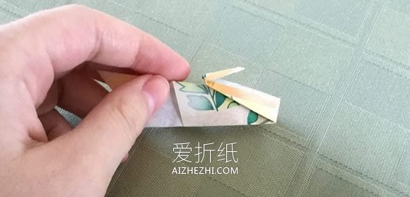 简单天鹅的折法图解- www.aizhezhi.com