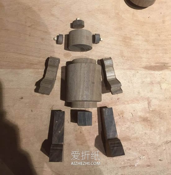 木头机器人的制作方法- www.aizhezhi.com