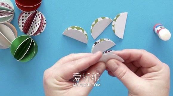 卡纸制作立体圣诞树的简单方法- www.aizhezhi.com