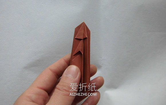 漂亮圣诞树的折纸方法图解- www.aizhezhi.com