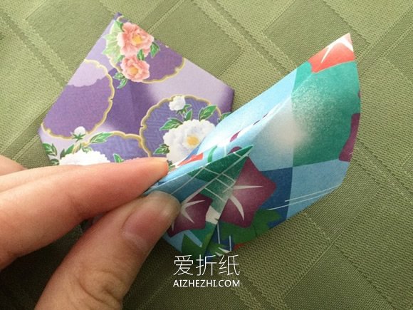 紫苑花的折法图解- www.aizhezhi.com