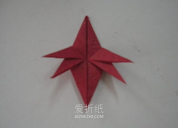 折纸红枫做漂亮贴画的方法- www.aizhezhi.com