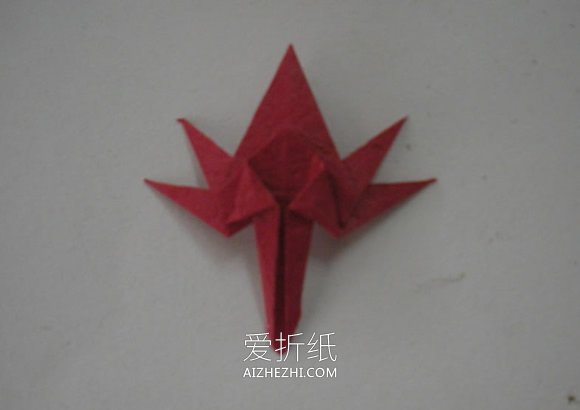 折纸红枫做漂亮贴画的方法- www.aizhezhi.com