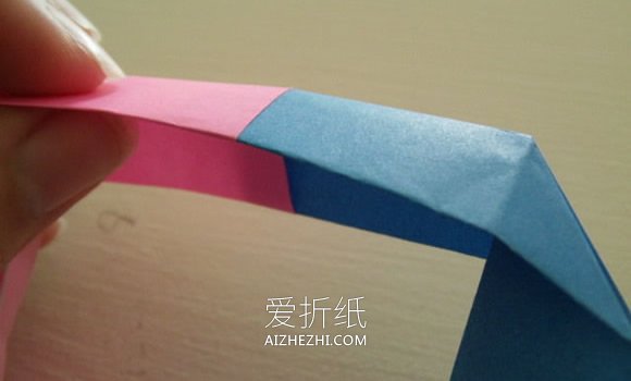 弹簧圈玩具的折法图解- www.aizhezhi.com